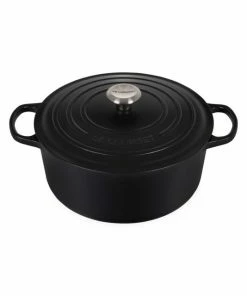 Brand new 🎉 Le Creuset Signature Round Dutch Oven ❤️